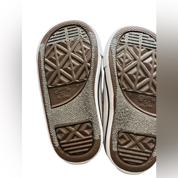 Converse Infant Girls Butterfly Easy-On Chuck Taylor All Star Sneakers - Size 5 - Picture 6 of 9